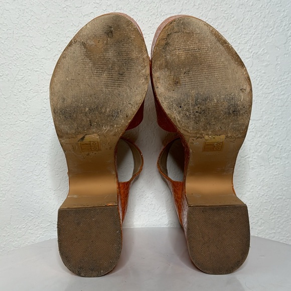 URBAN OUTFITTERS UO SOFIA FAUX LEATHER CROC EMBOSSED PLATFORM SANDALS - Picture 12 of 15